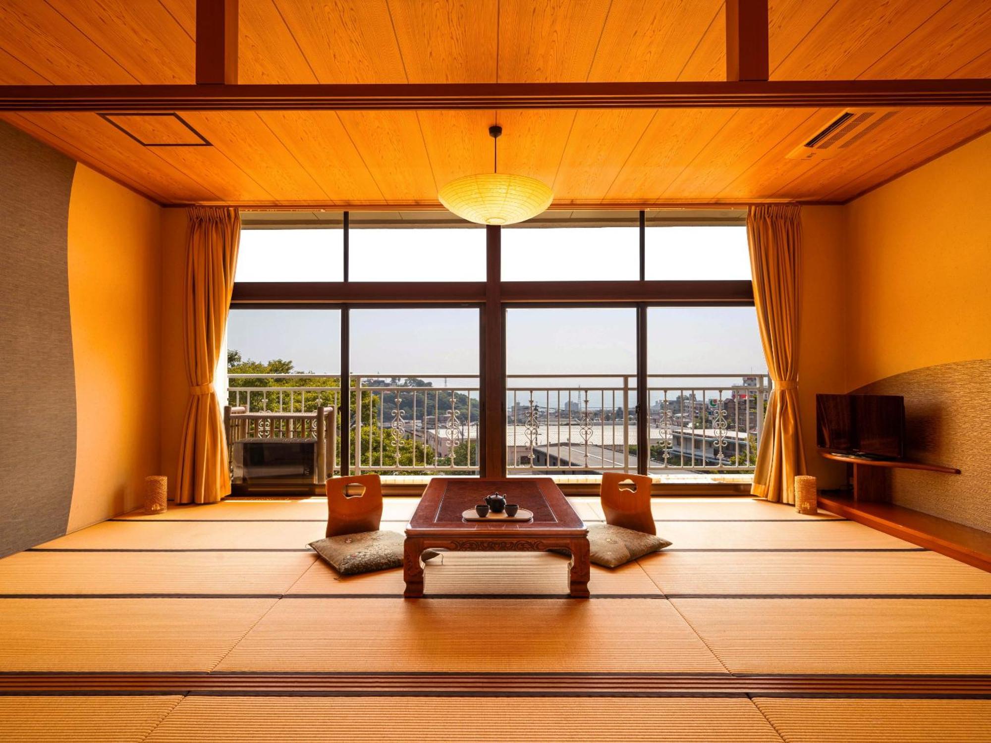 Ooedo Onsen Monogatari Premium Hotel Fugetsu Beppu Esterno foto