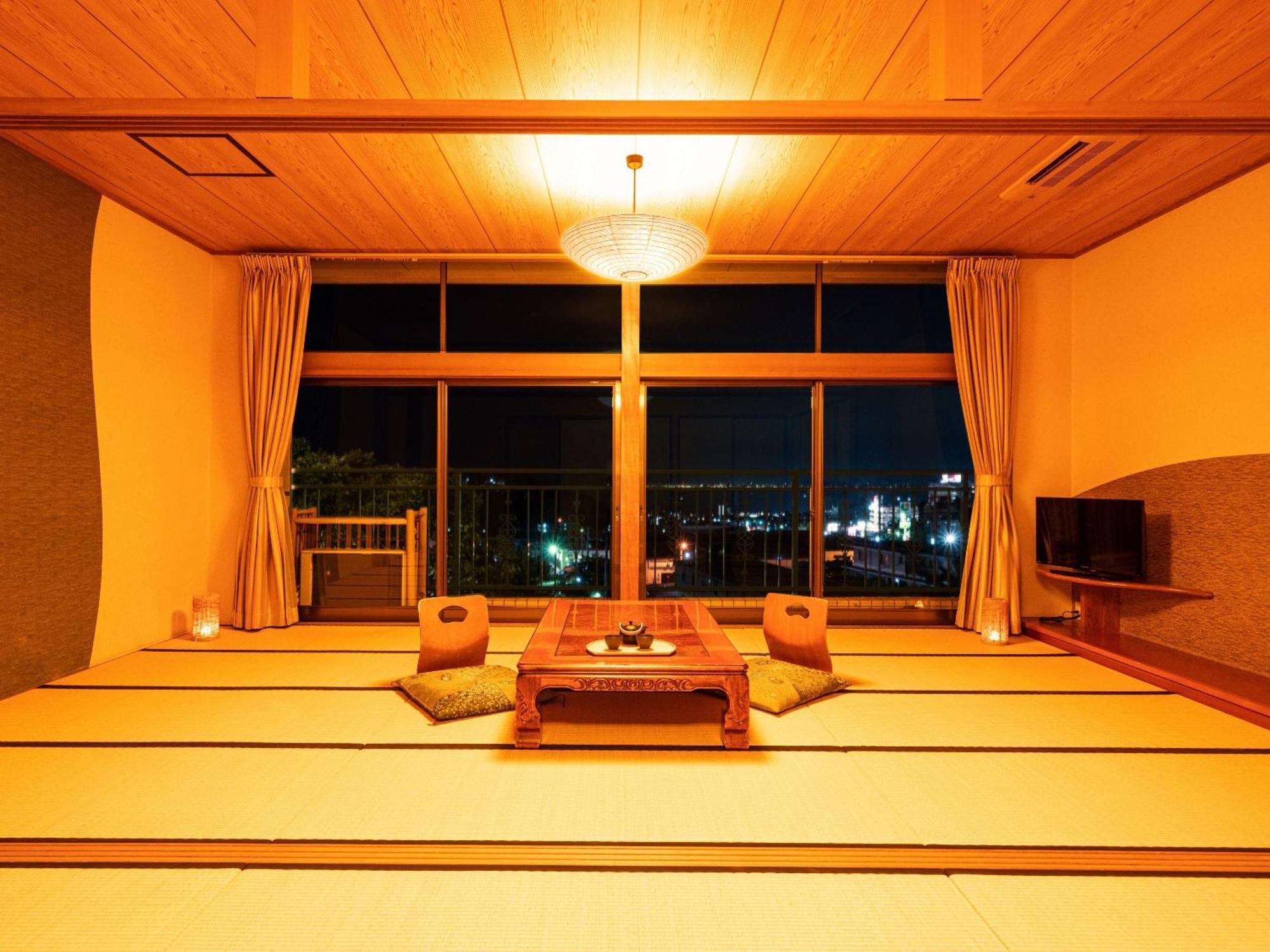 Ooedo Onsen Monogatari Premium Hotel Fugetsu Beppu Camera foto