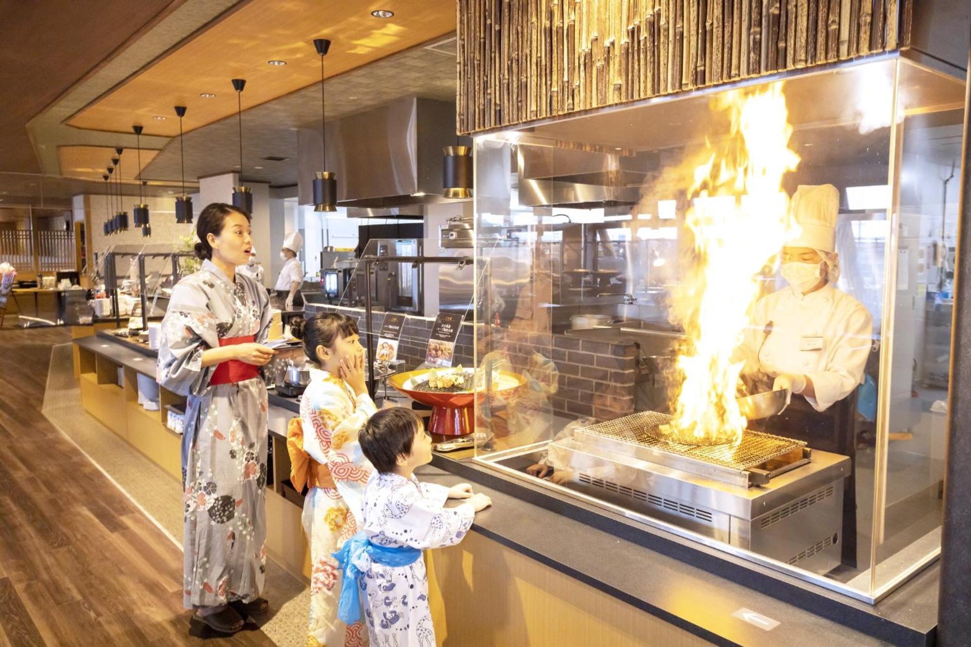 Ooedo Onsen Monogatari Premium Hotel Fugetsu Beppu Esterno foto
